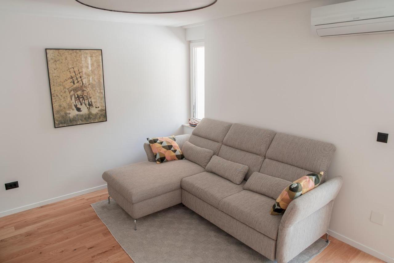 Apartment Vito Omis Exterior photo